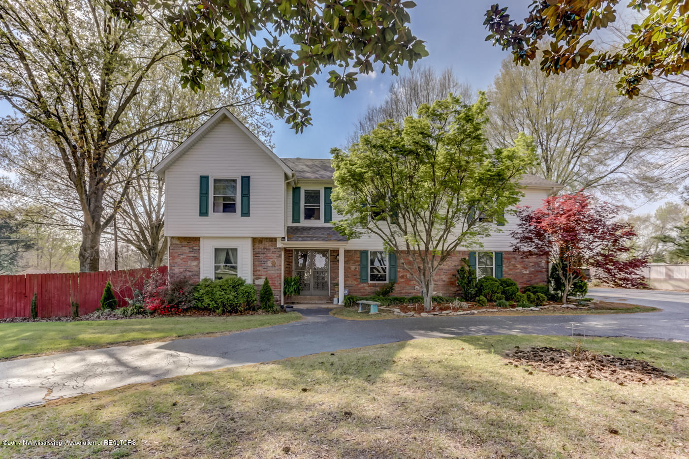 8439 Malone Road Olive Branch, MS 38654 - Photo 1 of 29 G22A7586_87_88_89_90