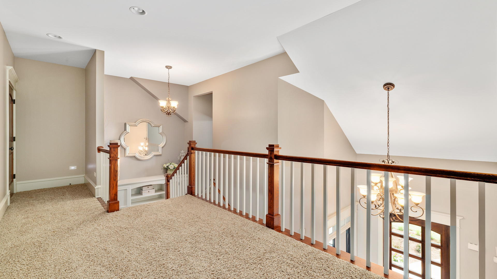 44-w230 Scott Road Sugar Grove, IL 60554 - Photo 25 of 44 a view of a hallway with a window