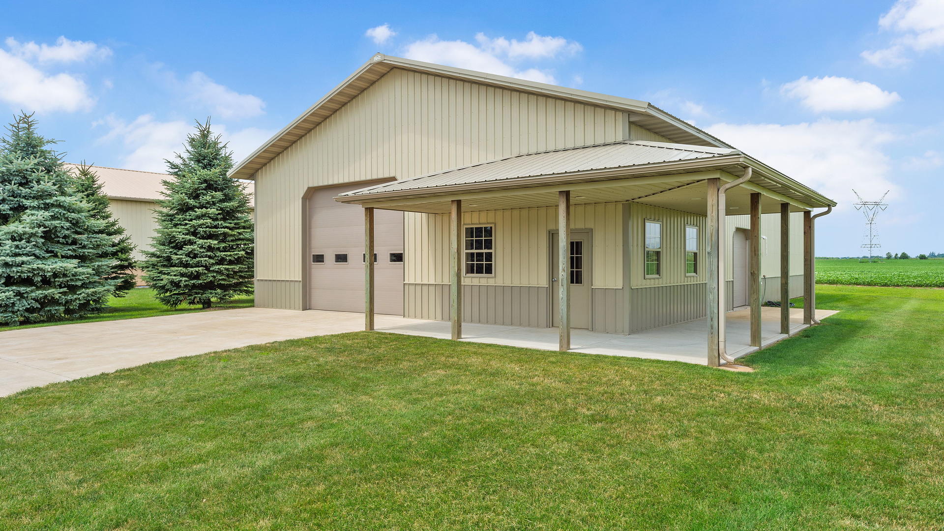 44-w230 Scott Road Sugar Grove, IL 60554 - Photo 39 of 44 a view of a house with a yard