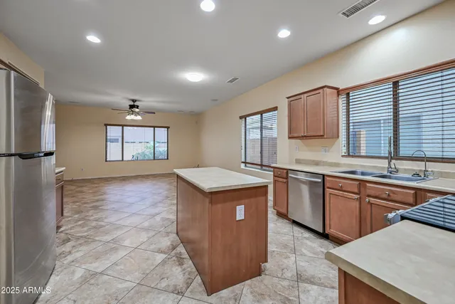 $2,299 | 26196 West Burnett Road, Buckeye, AZ 85396