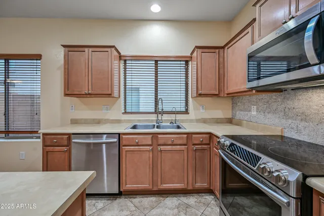 $2,299 | 26196 West Burnett Road, Buckeye, AZ 85396