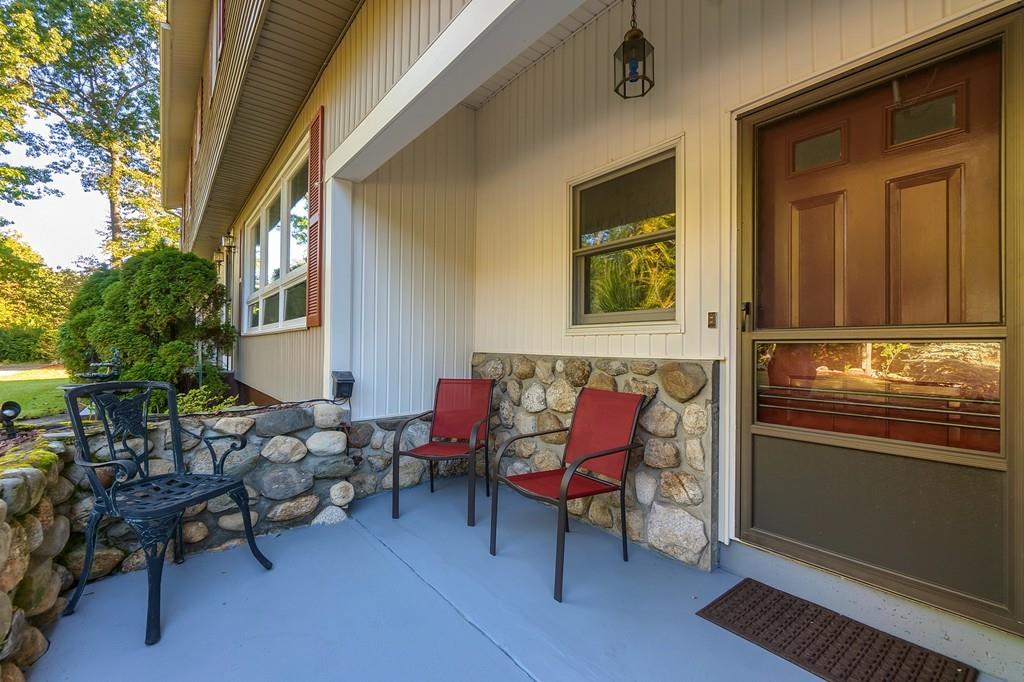 573 Marshall Road Fitchburg, MA 01420 - Photo 3 of 39 Gallery Image 3