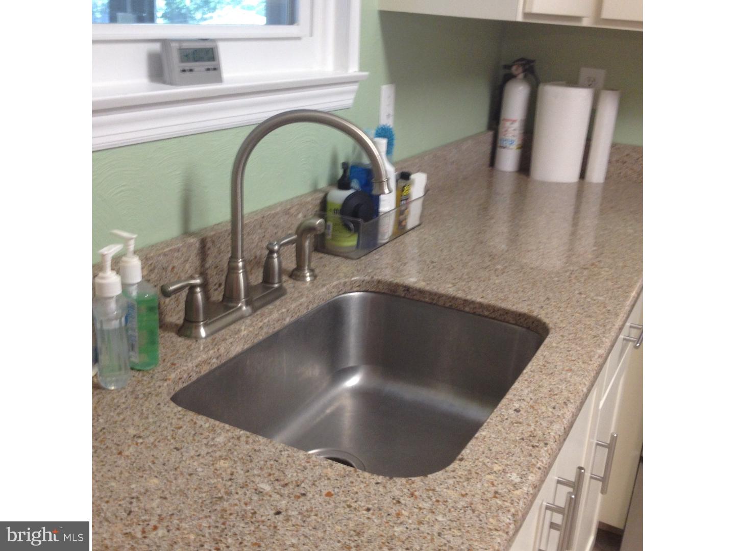 267 Peppermill Road West Berlin, NJ 08091 - Photo 5 of 25 Kitchen