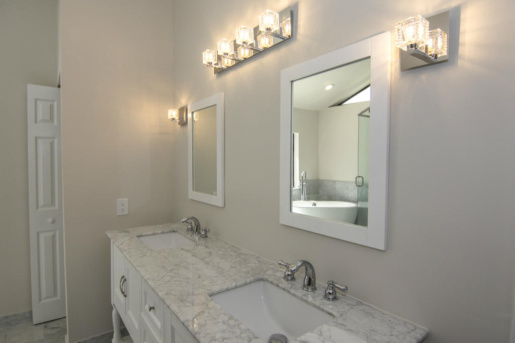 23186 L'Ermitage Circle Boca Raton, FL 33433 - Photo 8 of 15 Master Bath