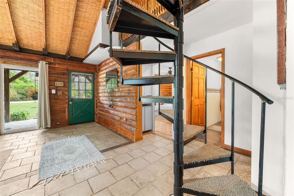 133 Seminole Trail Georgetown, FL 32139 - Photo 17 of 87 a view of an entryway with staircase