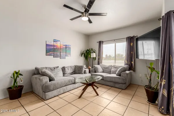 $264,500 | 10030 West Indian School Road, Unit 111, Phoenix, AZ 85037