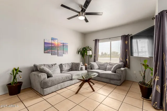 $264,500 | 10030 West Indian School Road, Unit 111, Phoenix, AZ 85037