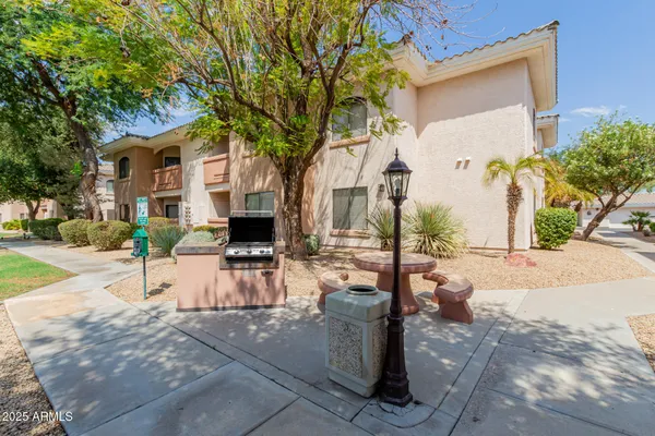 $264,500 | 10030 West Indian School Road, Unit 111, Phoenix, AZ 85037