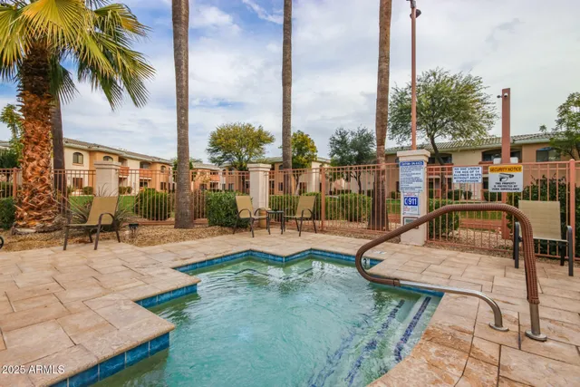 $264,500 | 10030 West Indian School Road, Unit 111, Phoenix, AZ 85037
