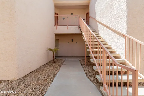 $264,500 | 10030 West Indian School Road, Unit 111, Phoenix, AZ 85037