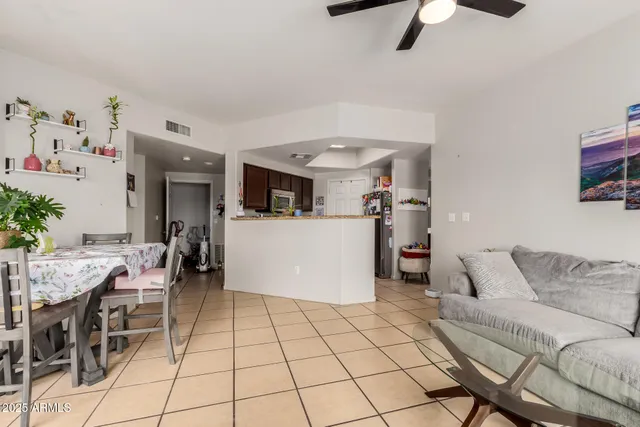 $264,500 | 10030 West Indian School Road, Unit 111, Phoenix, AZ 85037