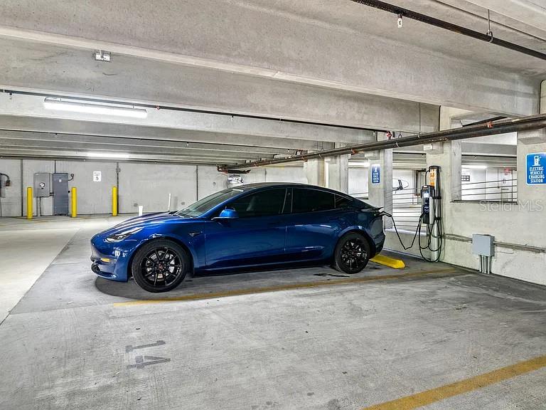 700 Cocoanut Avenue, Unit 331 Sarasota, FL 34236 - Photo 12 of 25 a view of car garage