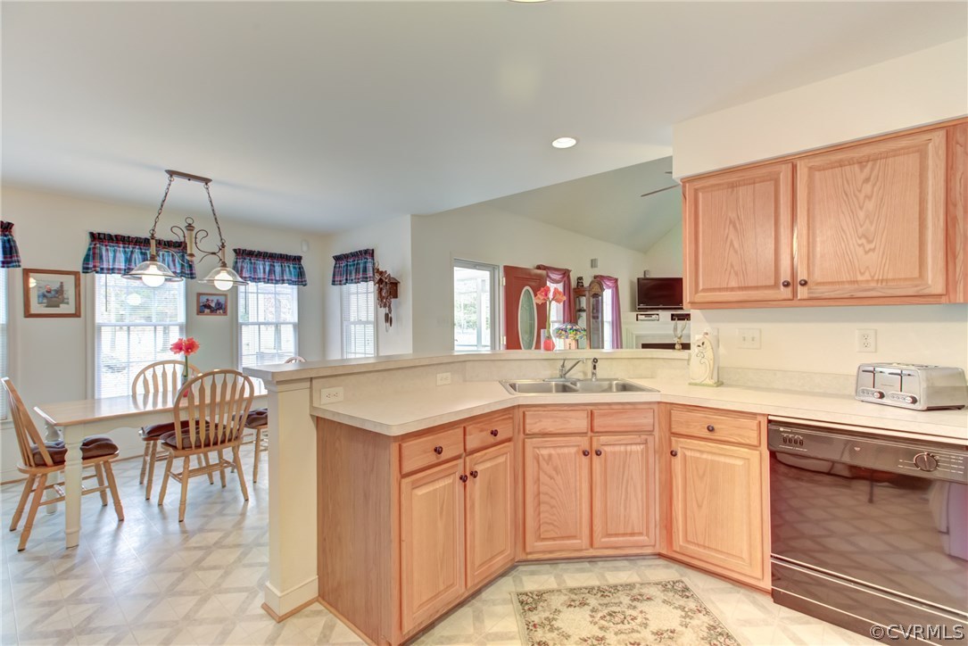 3610 Newbys Bridge Road Richmond, VA 23235 - Photo 12 of 32 Gallery Image 12