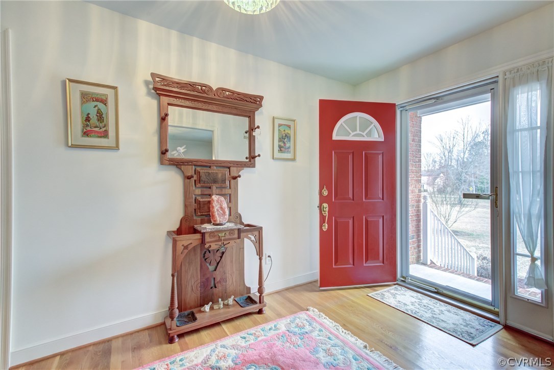 3610 Newbys Bridge Road Richmond, VA 23235 - Photo 5 of 32 Gallery Image 5