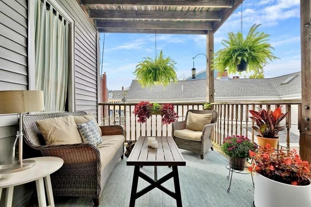 28 Monument Street, Unit 2 Boston, MA 02129 - Photo 14 of 15