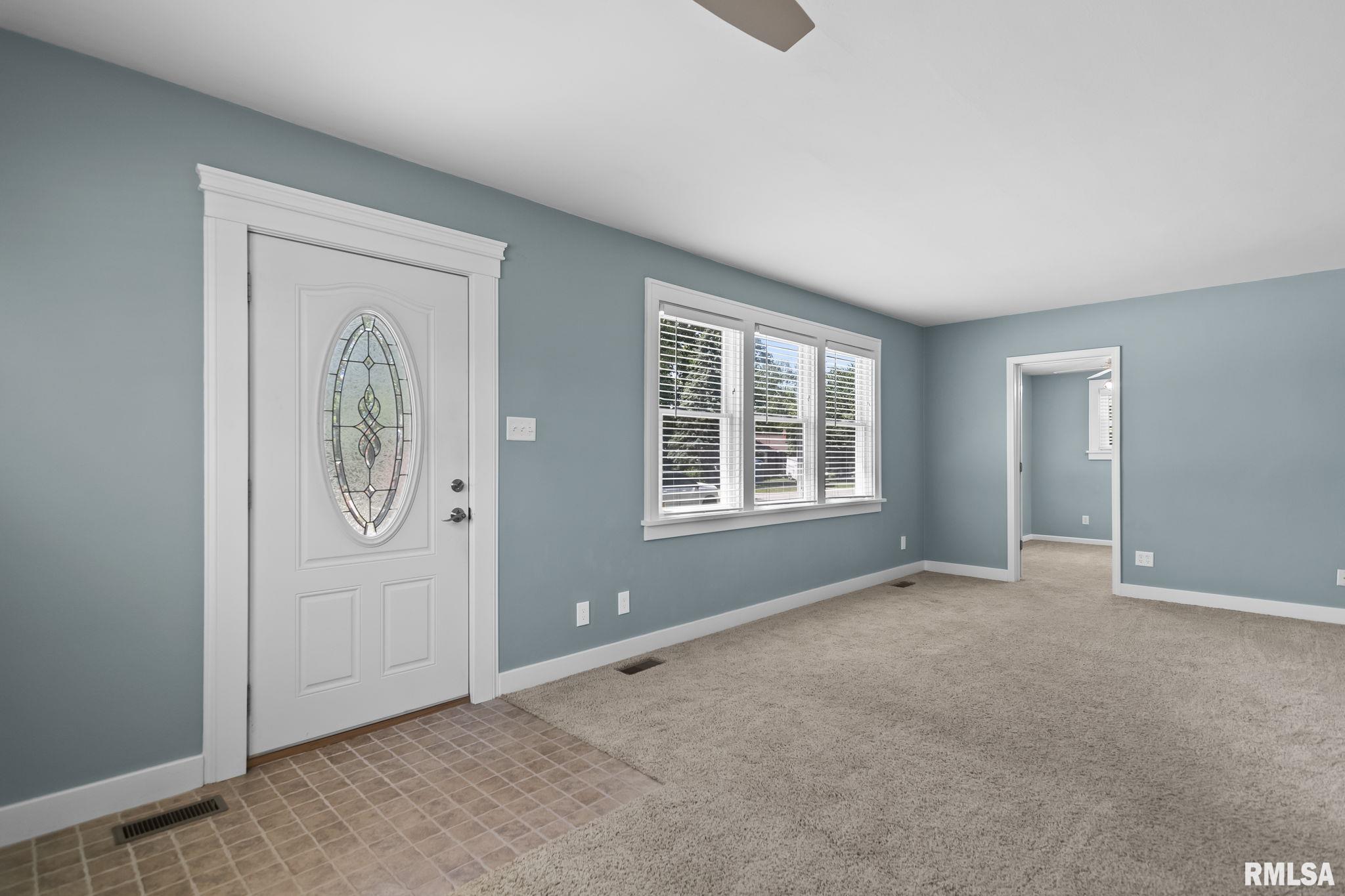 3252 South 2nd Street Springfield, IL 62703 - Photo 2 of 33