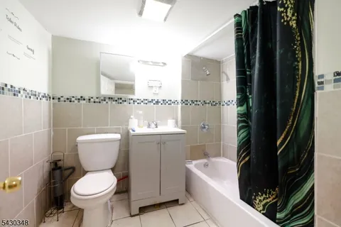 $650,000 | 58 11th Avenue West, Newark, NJ 07107