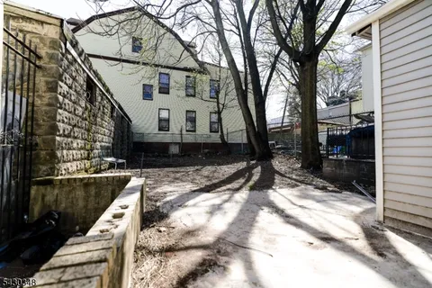 $650,000 | 58 11th Avenue West, Newark, NJ 07107