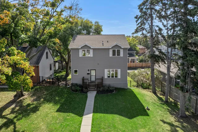 $425,000 | 4101 North 42nd Avenue, Robbinsdale, MN 55422