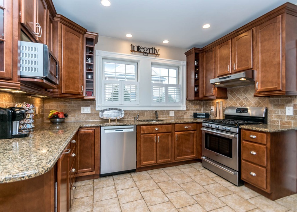 70 May Street Needham, MA 02492 - Photo 8 of 25 Gallery Image 8