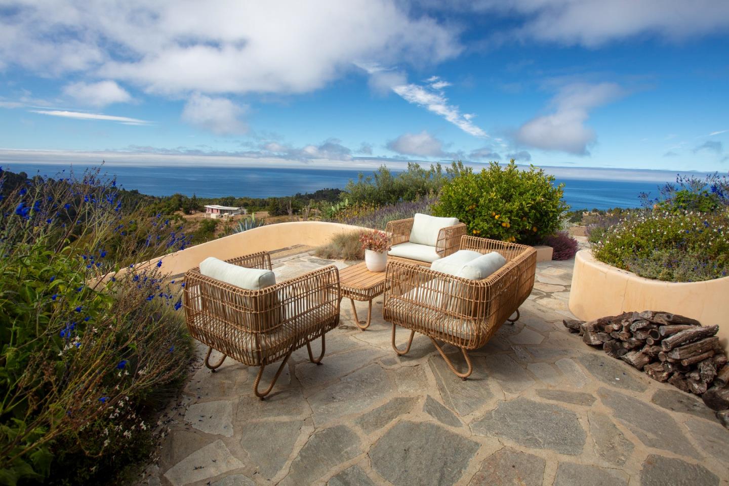 46304 Pfeiffer Ridge Road Big Sur, CA 93920 - Photo 9 of 43 Gallery Image 9