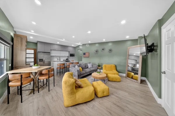 $710,000 | 801 Southeast 15th Street, Stuart, FL 34994