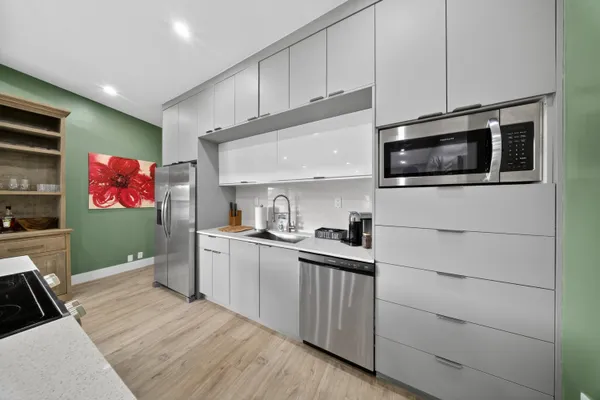 $710,000 | 801 Southeast 15th Street, Stuart, FL 34994