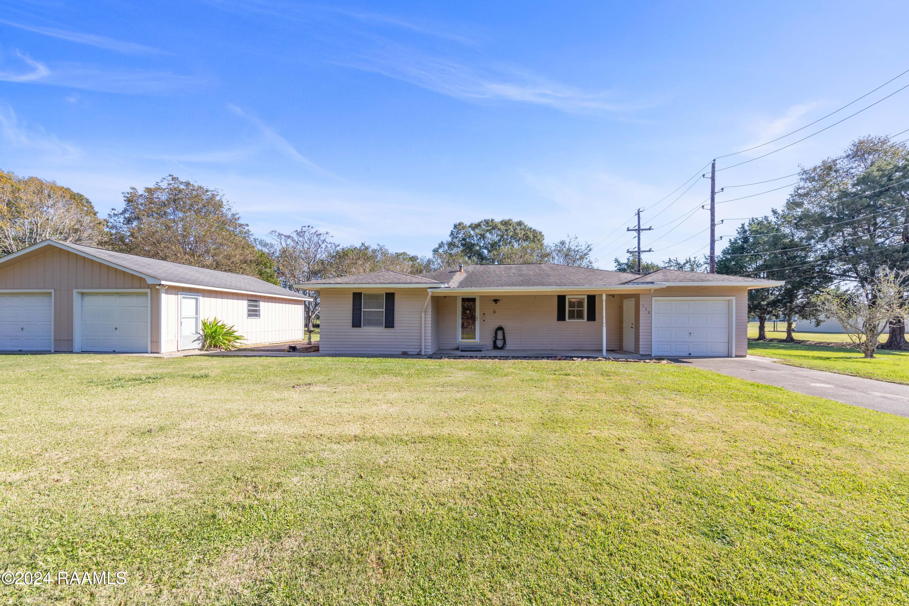 770 Acadiana Road Opelousas, LA 70570 - Photo 1 of 20 770Acadiana-3