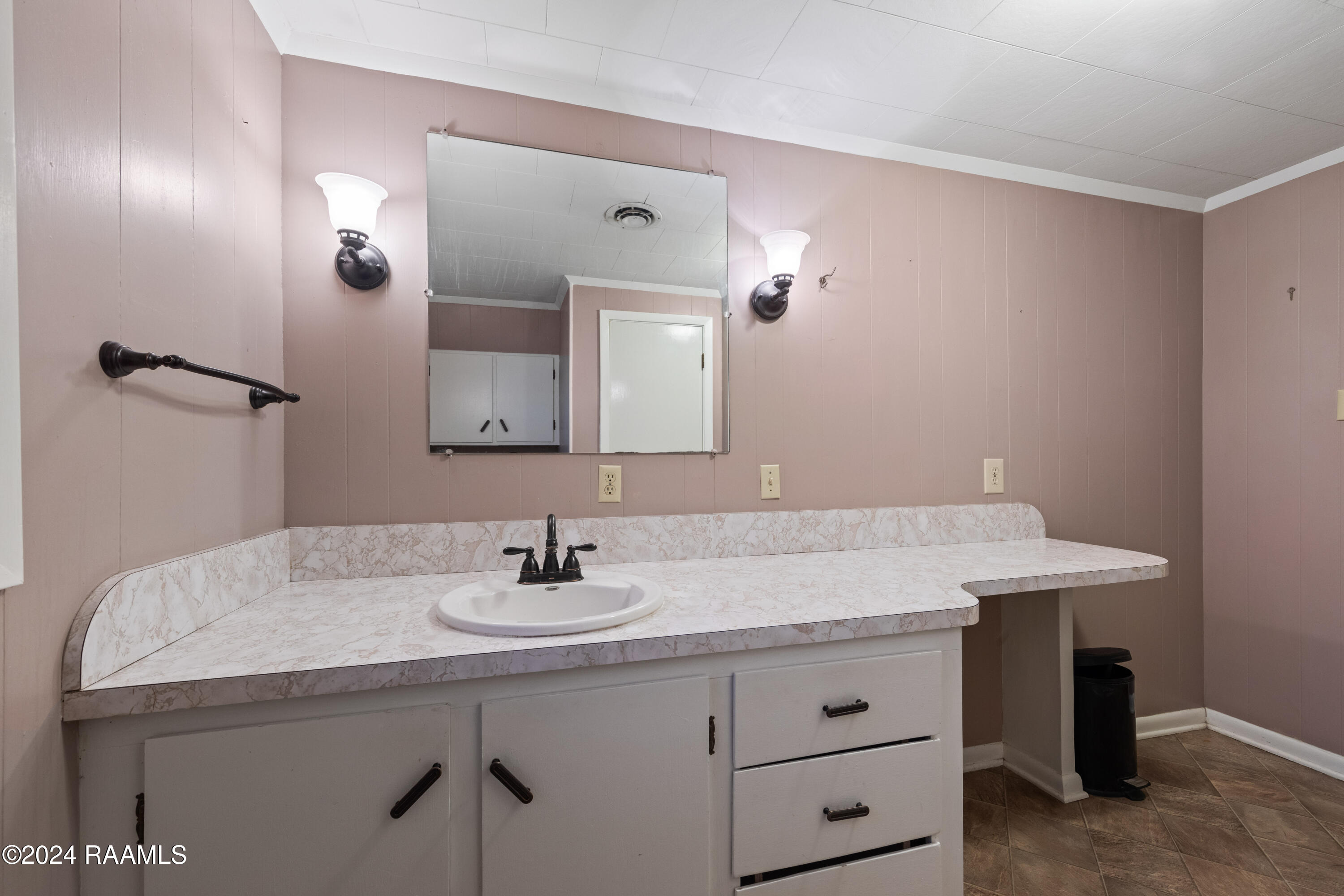 770 Acadiana Road Opelousas, LA 70570 - Photo 13 of 20 770Acadiana-79