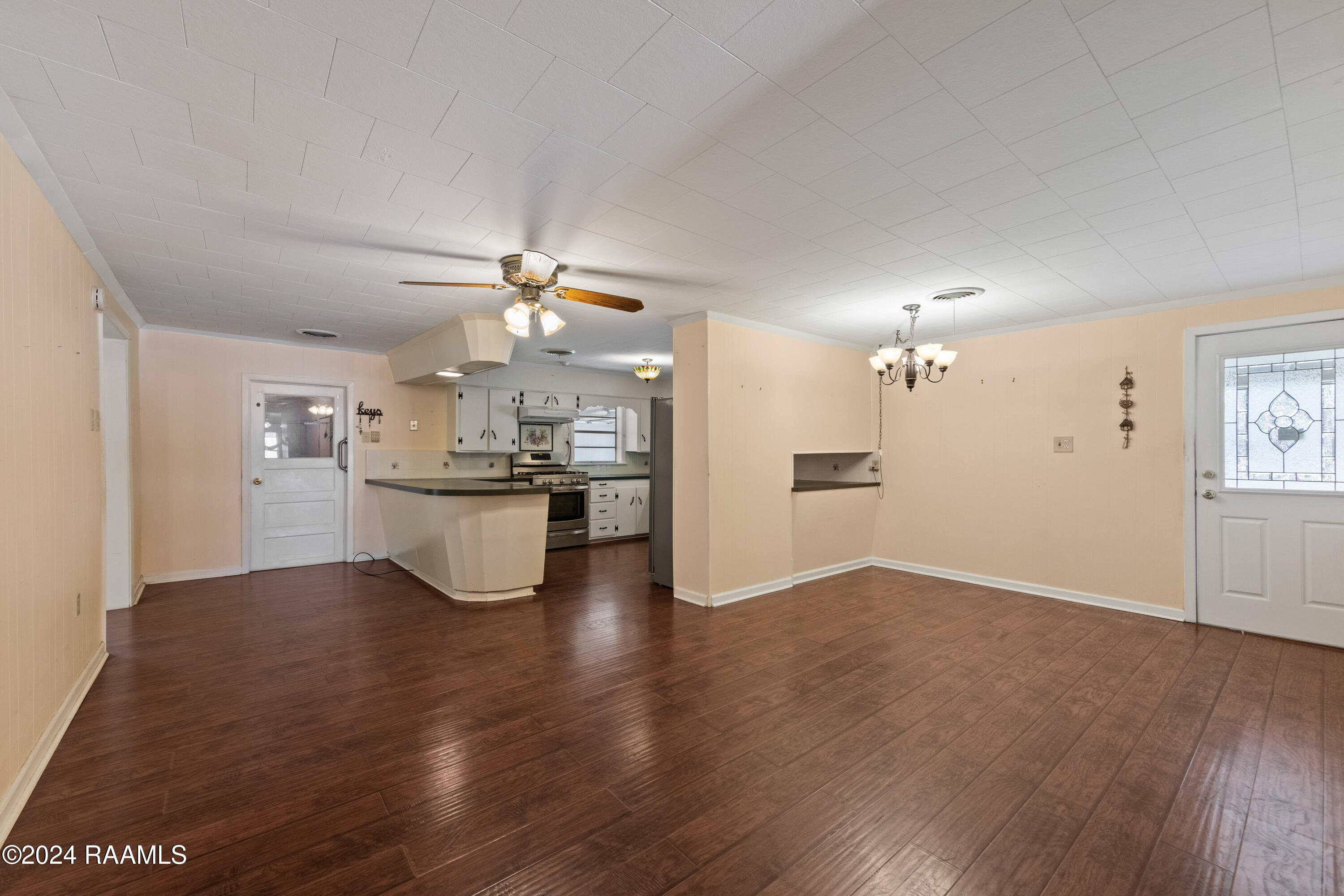 770 Acadiana Road Opelousas, LA 70570 - Photo 2 of 20 770Acadiana-38