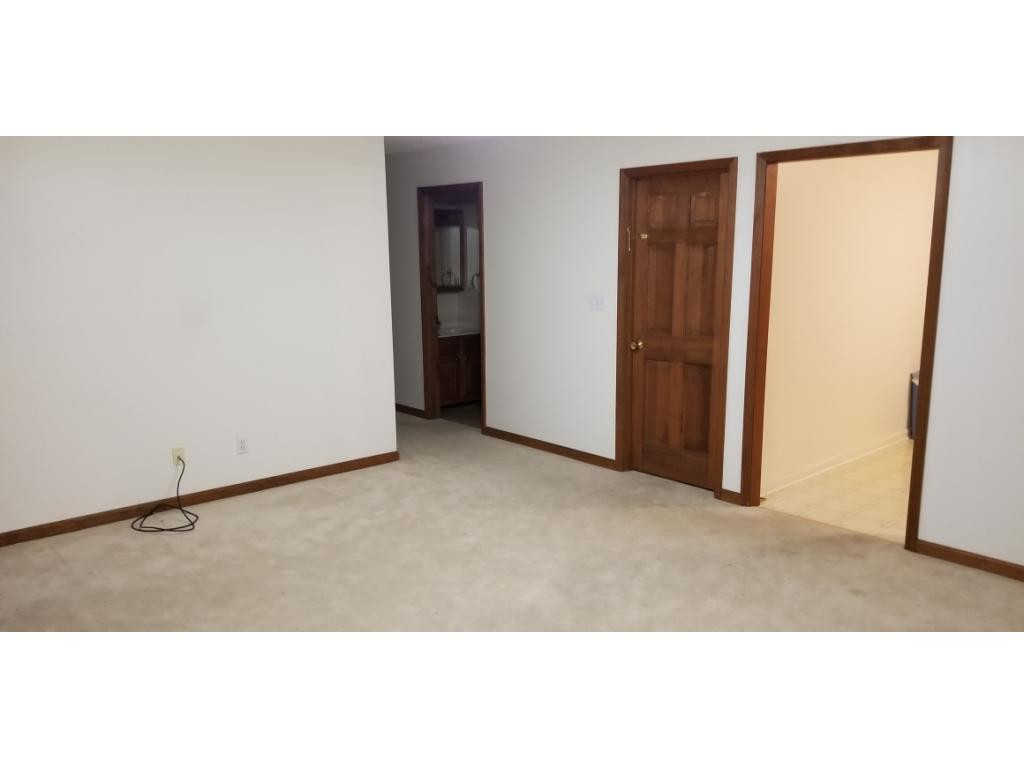 208 Ranger Drive Elizabethton, TN 37643 - Photo 4 of 16 Photo 4