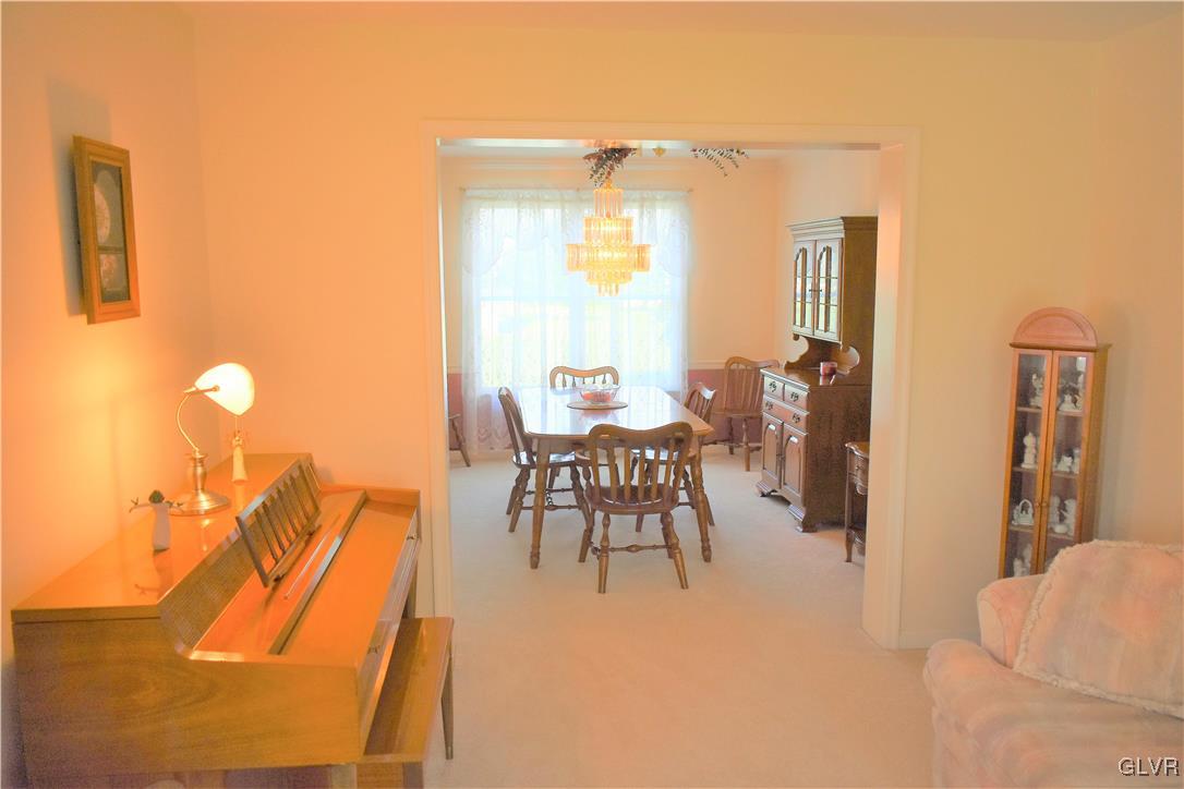 475 Kressman Road Easton, PA 18042 - Photo 5 of 33 Gallery Image 5