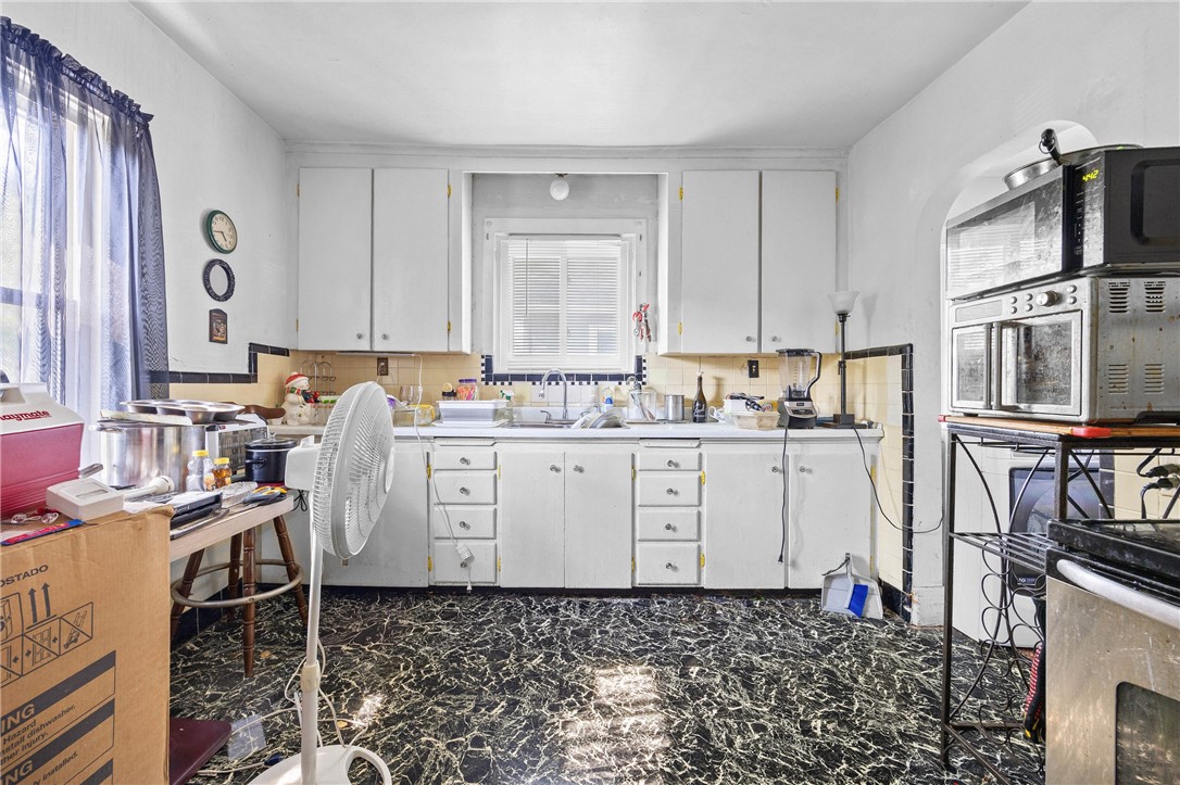 129 Hobart Street Rochester, NY 14611 - Photo 19 of 49