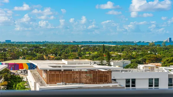 $19,000 | Roney Place, Miami Beach, FL 33139
