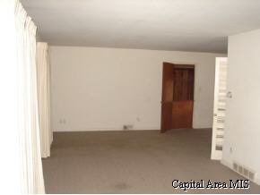 1 Adloff Lane Springfield, IL 62703 - Photo 2 of 9