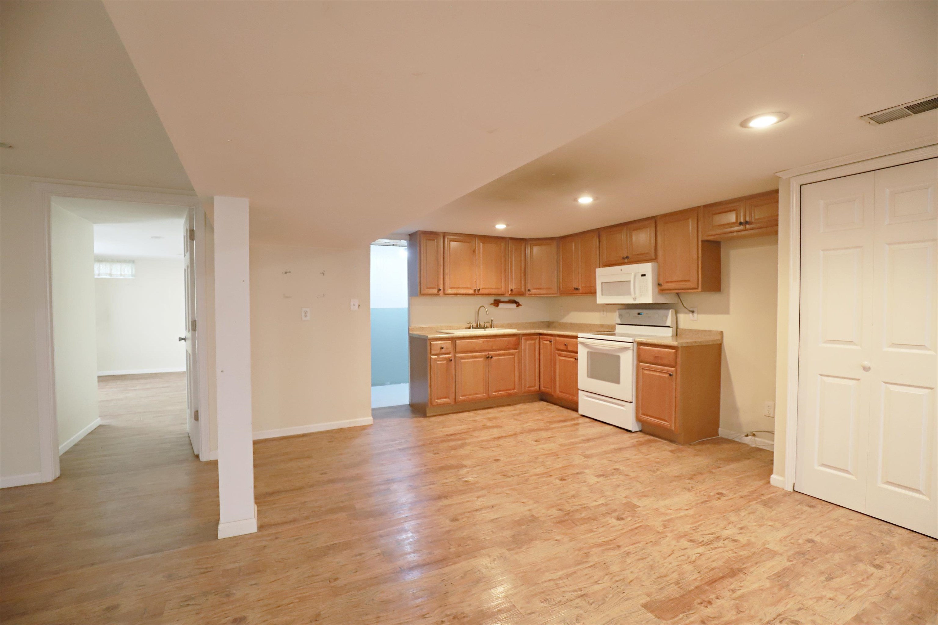 6285 Chicago Road Flushing, MI 48433 - Photo 22 of 41