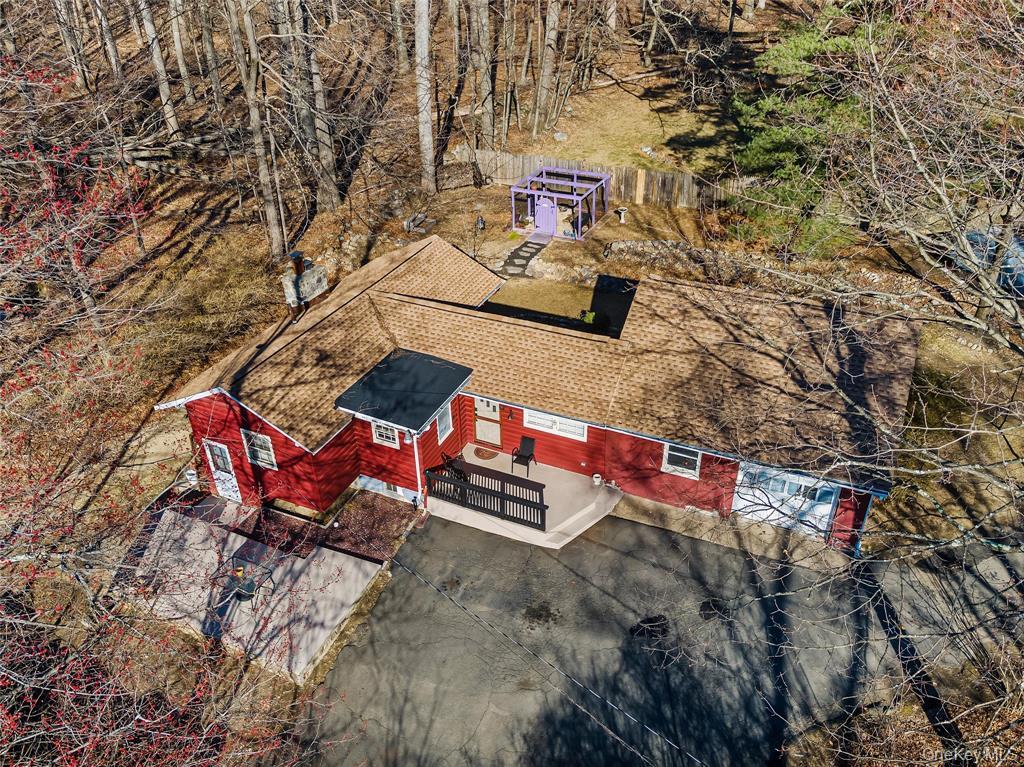 3 Rodman Place Spring Valley, NY 10977 - Photo 2 of 7