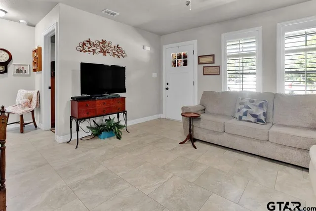 $650,000 | 5733 St 5739 Fm 779 Mineola Tx 75773, Mineola, TX 75773