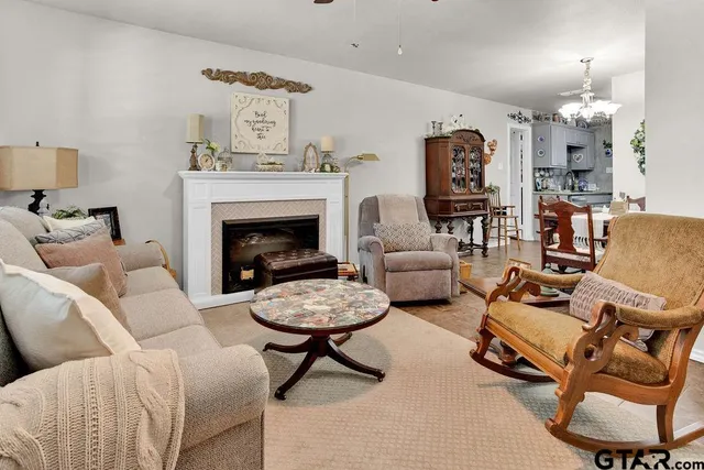 $650,000 | 5733 St 5739 Fm 779 Mineola Tx 75773, Mineola, TX 75773