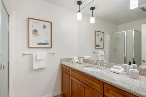 $1,150,000 | 461 Burgess Drive, Unit 4, Menlo Park, CA 94025