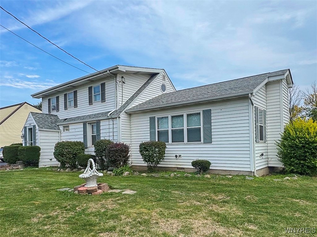 1000 Saunders Settlement Road Niagara Falls, NY 14305 - Photo 3 of 29