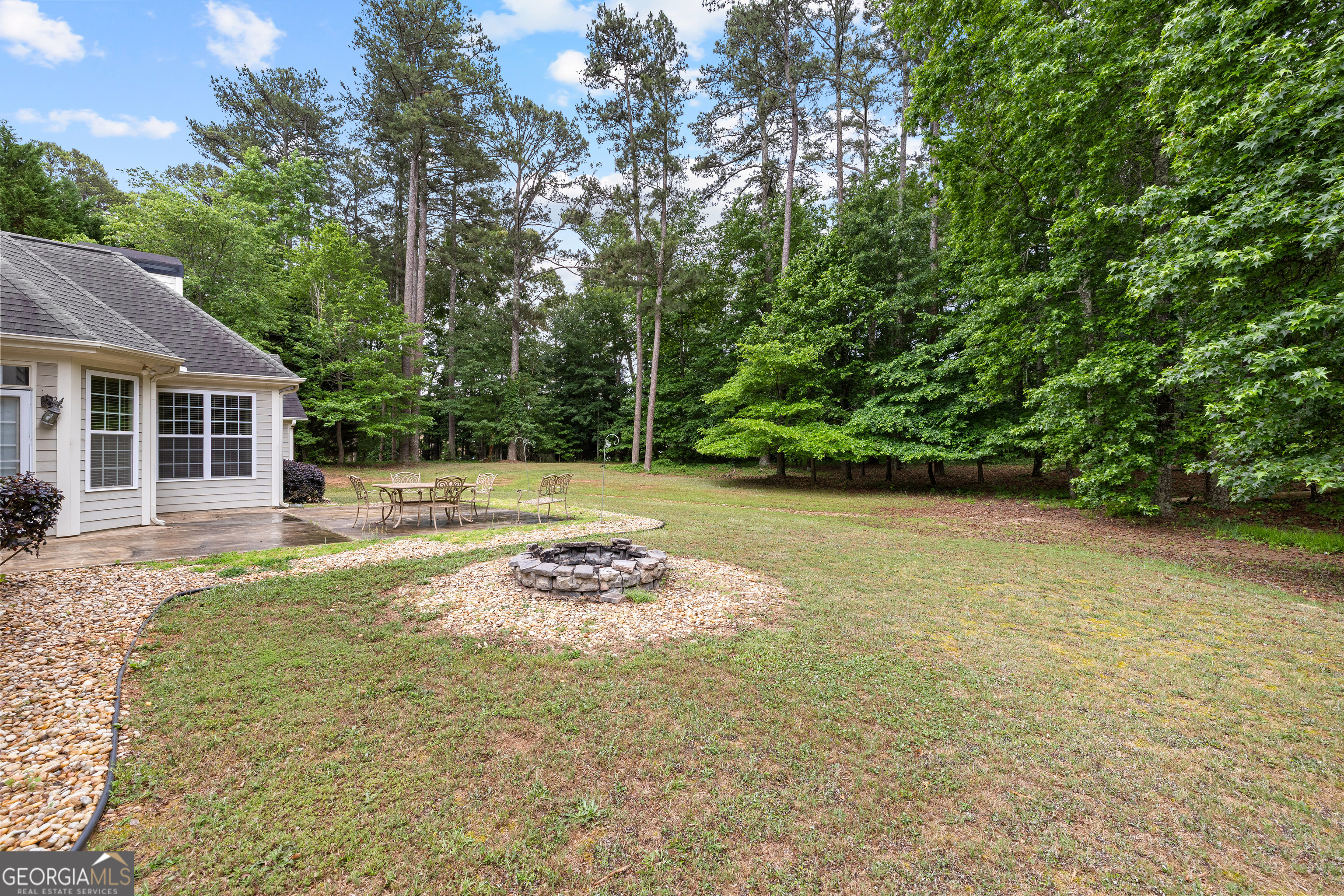 120 Shankhill Ridge Tyrone, GA 30290 - Photo 48 of 54 a front view of a house with a yard