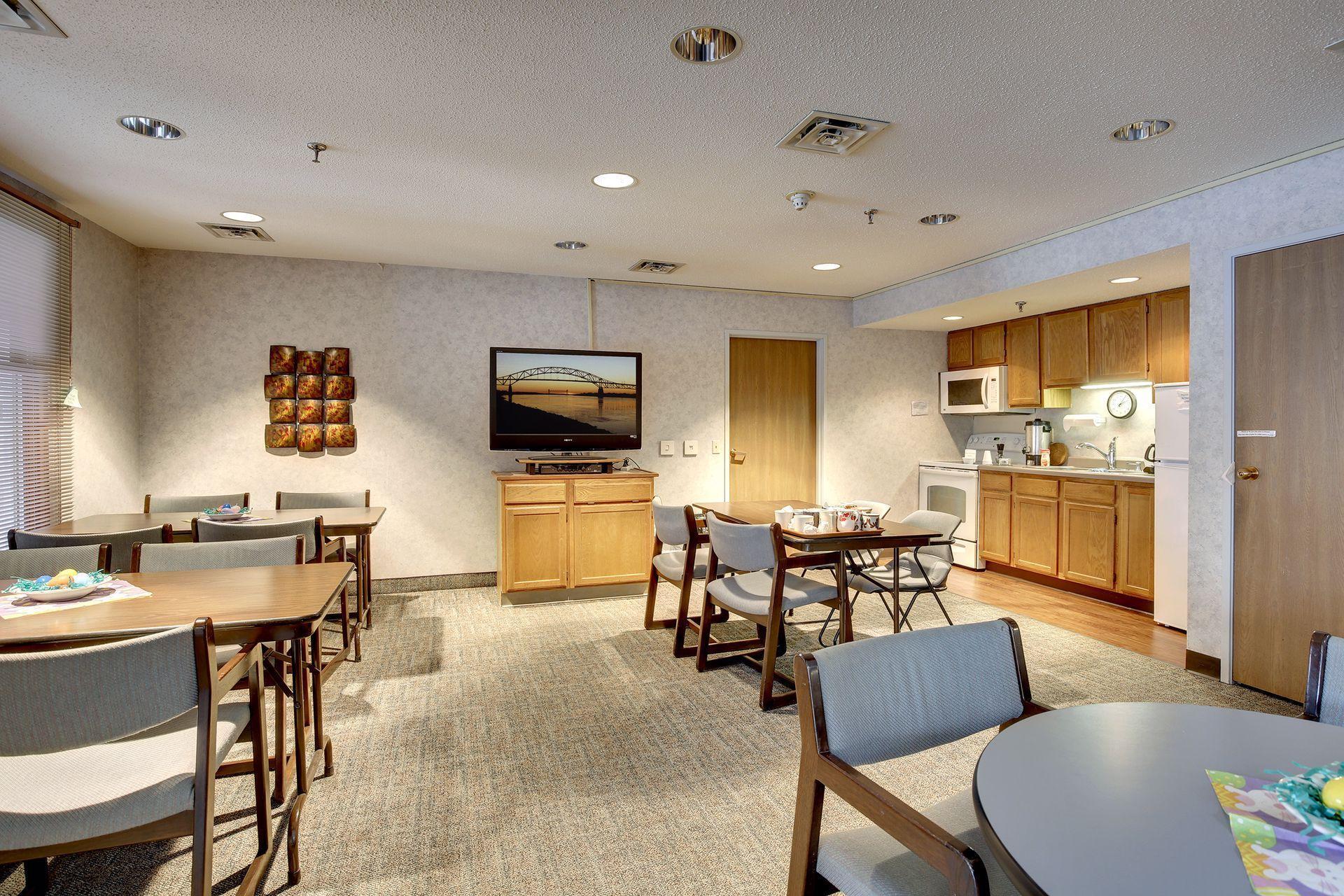 500 County B Road West, Unit 223 Roseville, MN 55113 - Photo 28 of 38 Gallery Image 28
