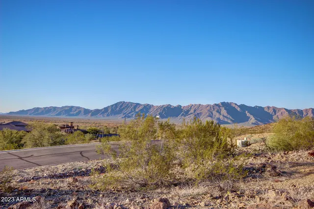 a view of street with sitting area