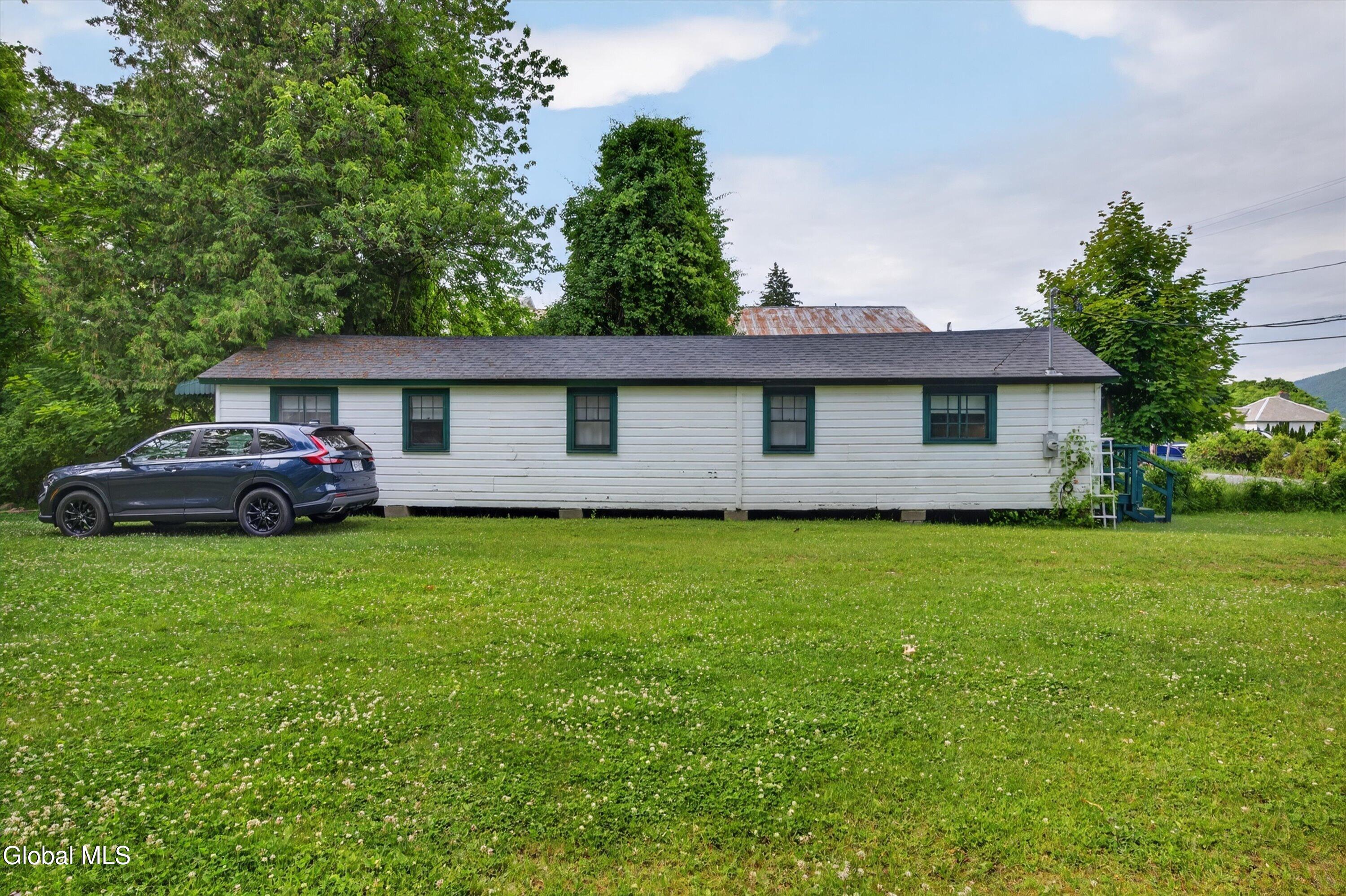 281 Cleverdale Road Queensbury, NY 12804 - Photo 20 of 28 16-281 Cleverdale Rd-16