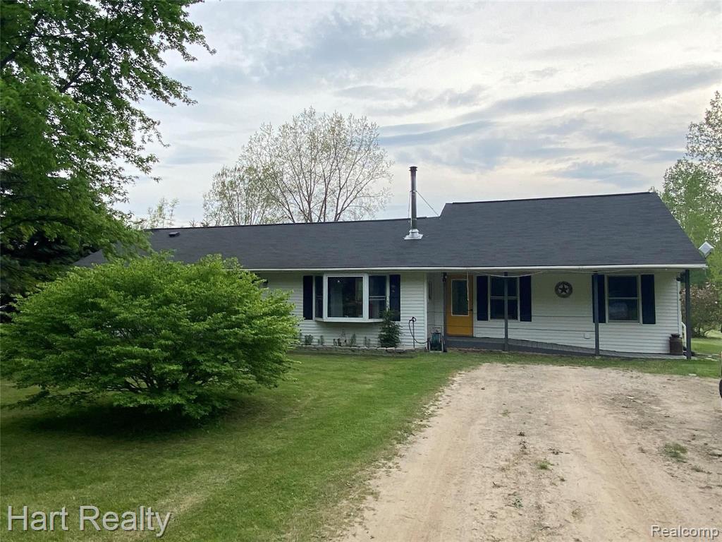 825 North Church Road Carsonville, MI 48419 - Photo 3 of 29