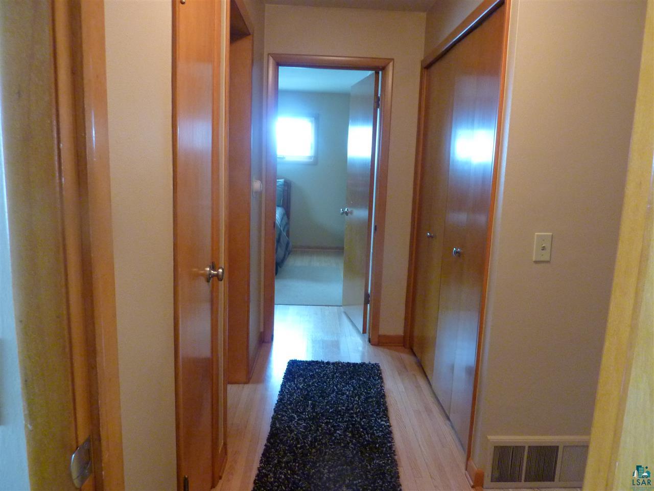 906 Anderson Road Duluth, MN 55811 - Photo 5 of 18 Gallery Image 5