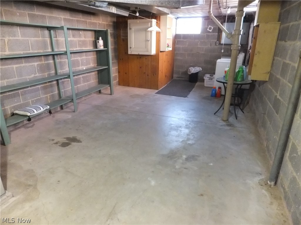 6218 Ridge Road Parma, OH 44129 - Photo 29 of 35