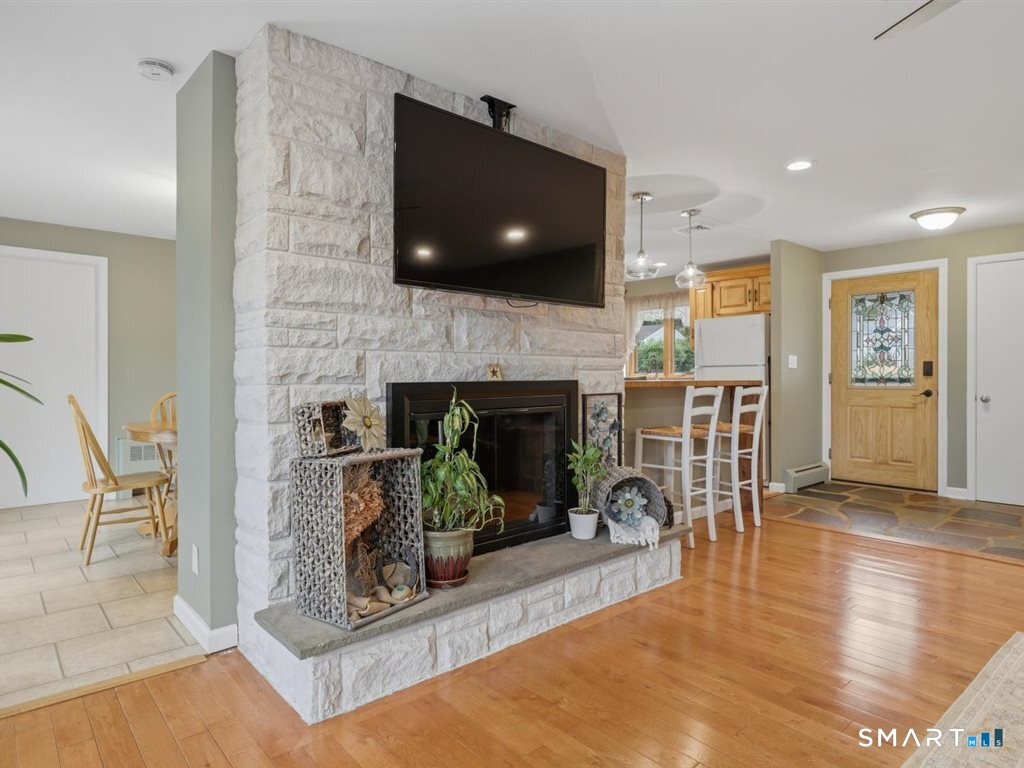 12 Wooding Road Wallingford, CT 06492 - Photo 11 of 40