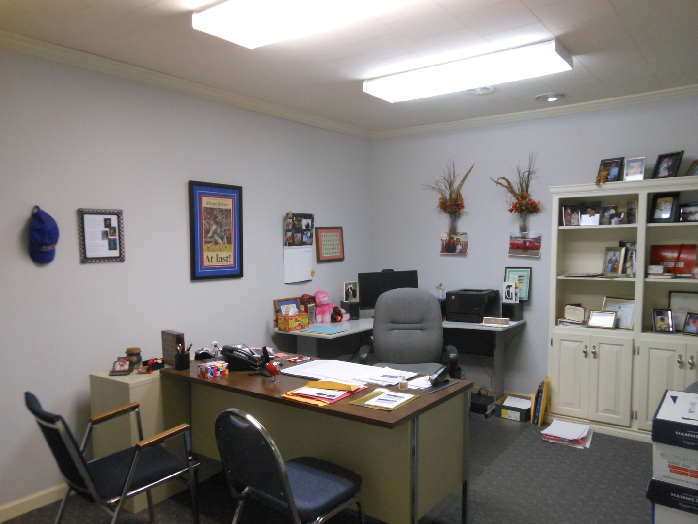 918 Plainfield Road Joliet, IL 60435 - Photo 9 of 12 a work room with furniture and bookshelf